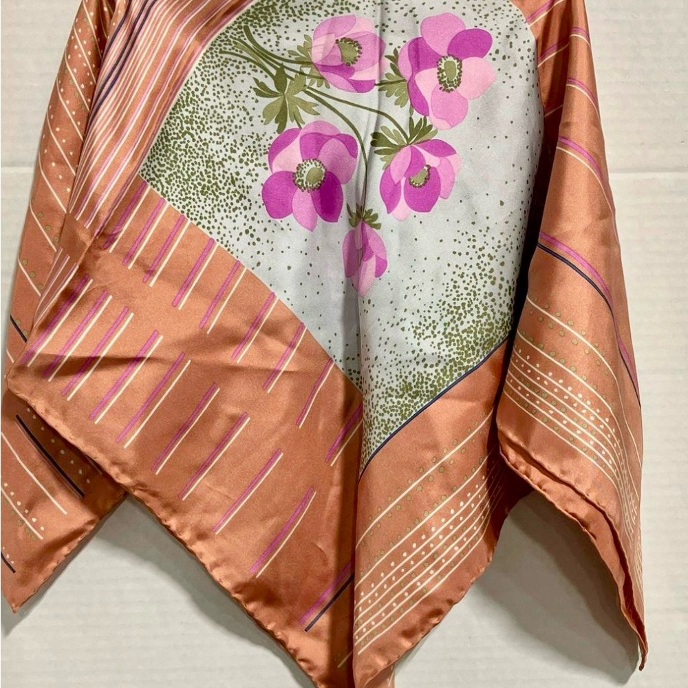 Beautiful Christian Dior Silk Hand Rolled Stitch Scarf * - Picture 8 of 8